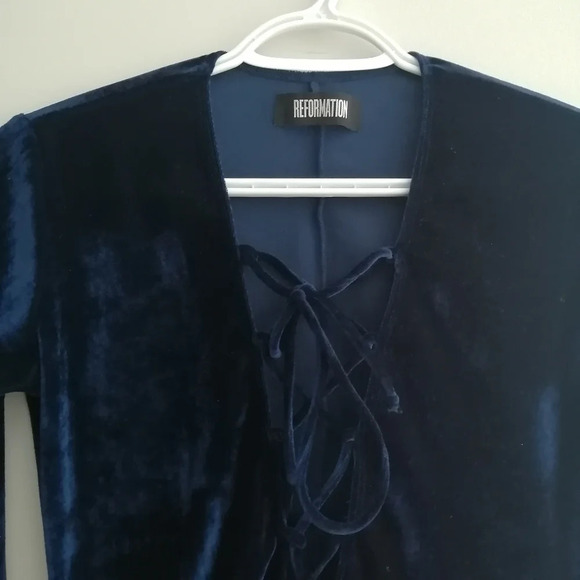 Reformation  Avalon Blue Velvet Lace Up Front Bodysuit Plunging V-Neck XS - Picture 7 of 16